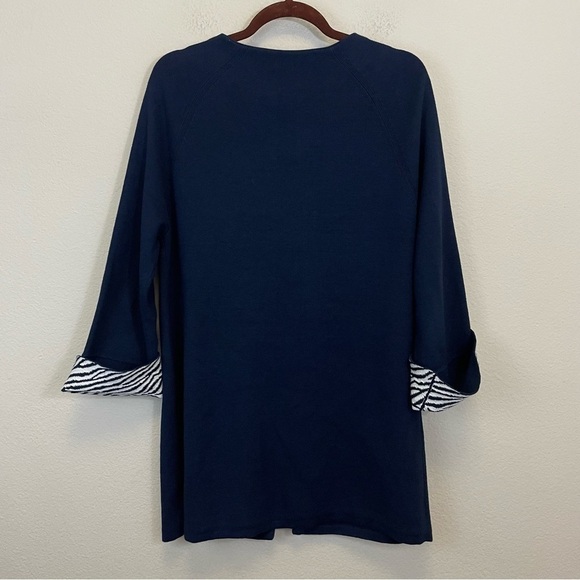 J. McLaughlin Navy Blue Zebra Print Cuff Sleeves Knit  Sweater Cardigan Size M - Picture 7 of 8